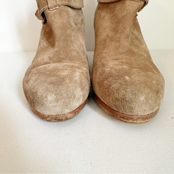 Rag & Bone Harrow Heeled Suede Tan Ankle Bootie - 9 (39) - Picture 8 of 15